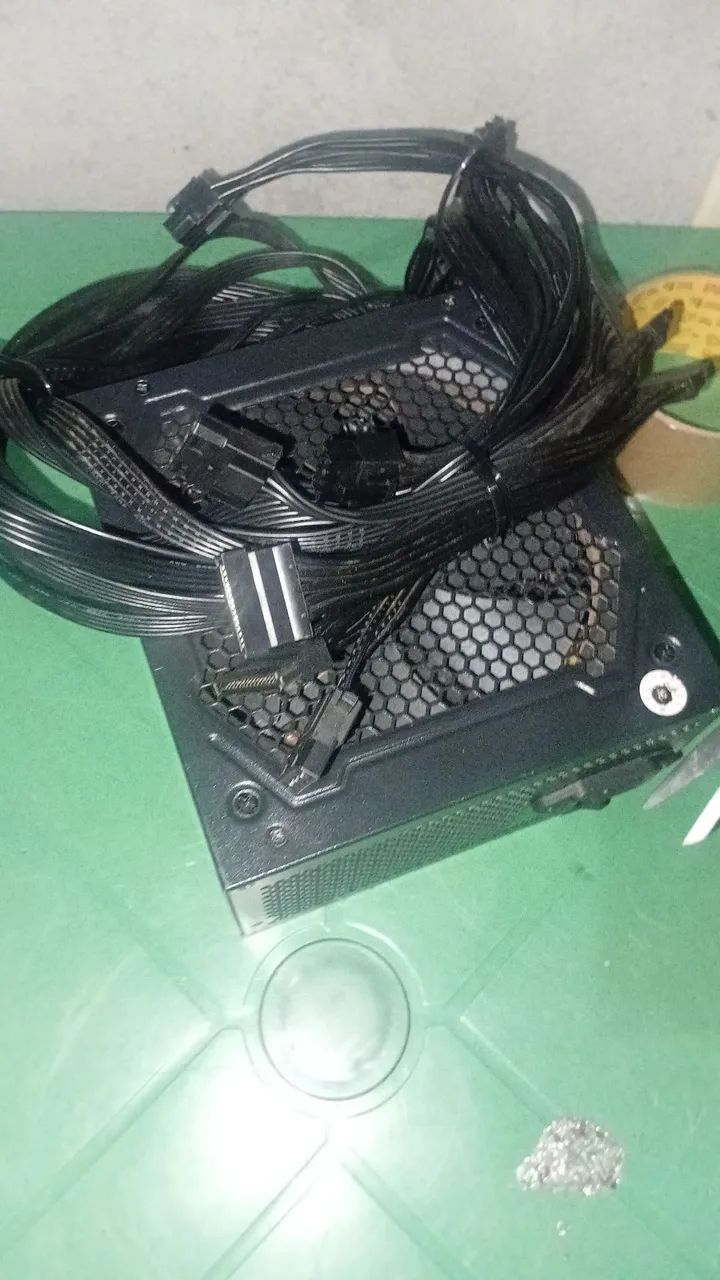 Fonte REDRAGON RGPS 500W 80 Plus Bronze | Com coil whine - Foto 2