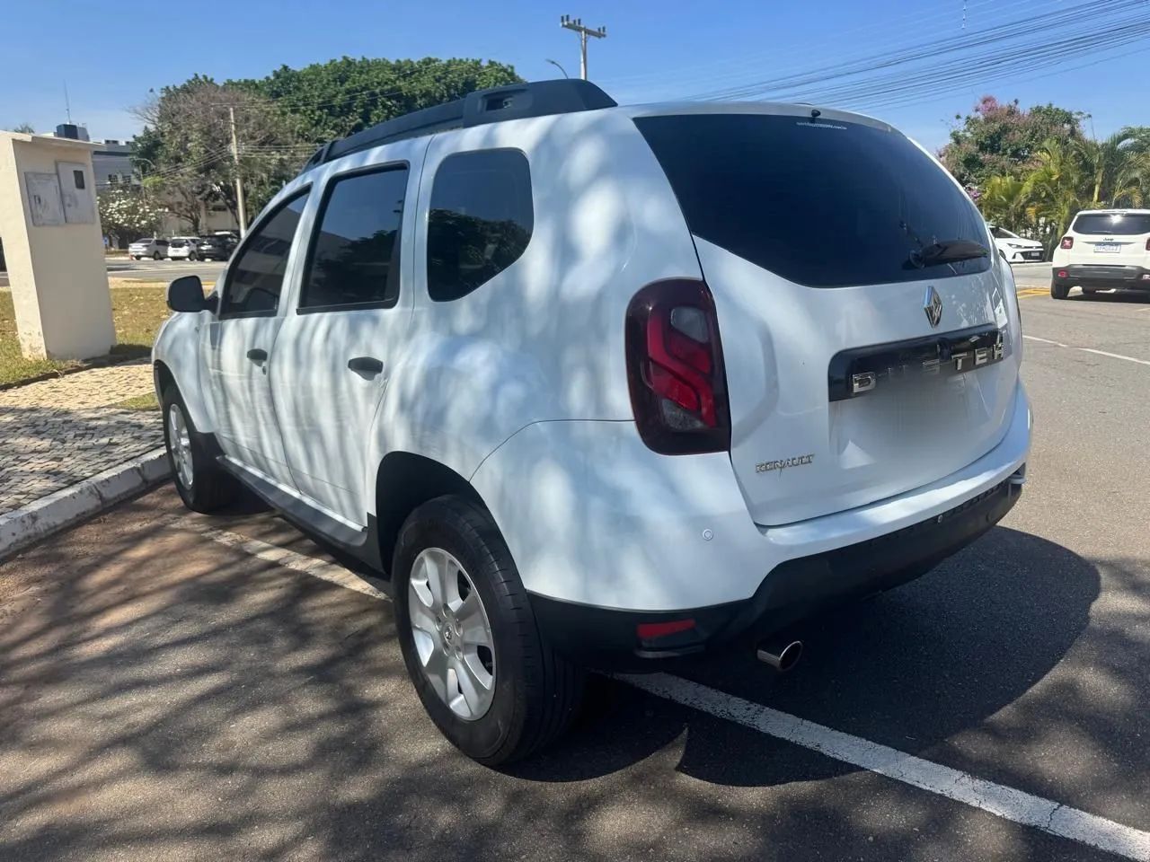 Renault Duster Expression 1.6 Hi-flex 16V Mec. 2016 - Foto 2