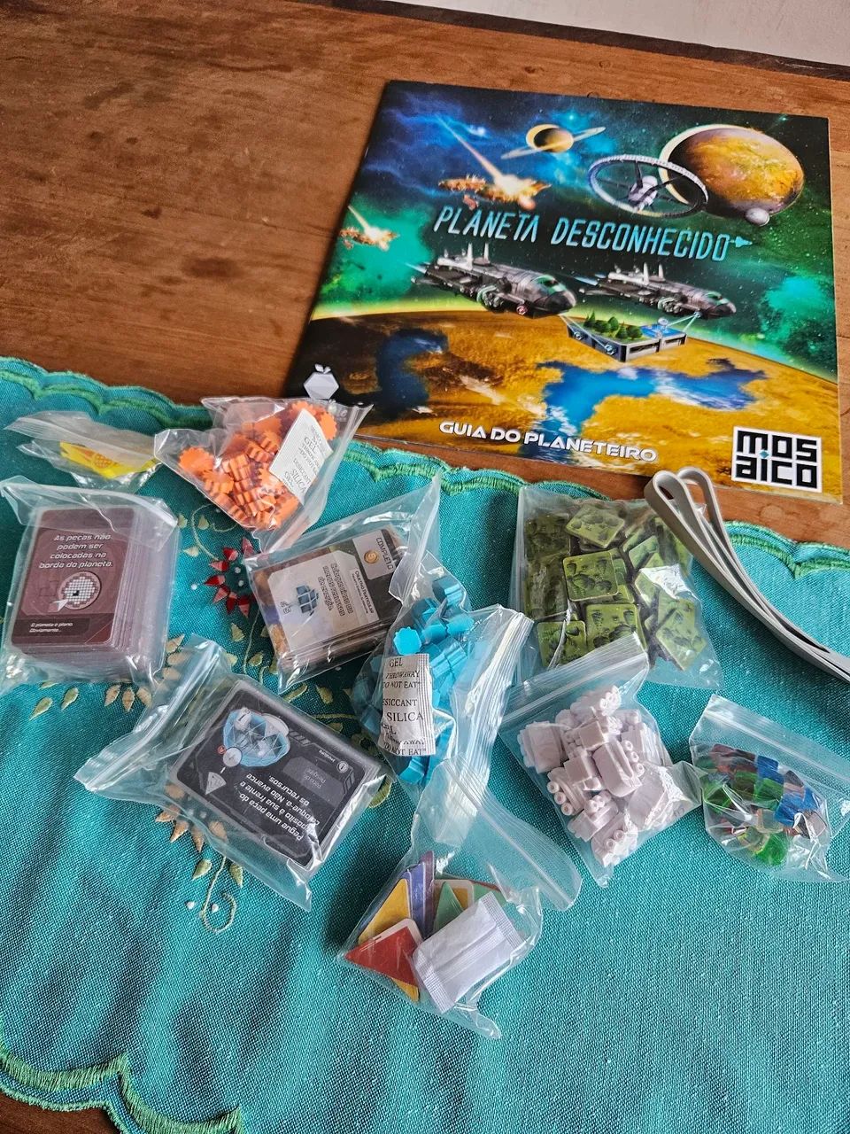Jogo Planeta desconhecido nunca usado - Foto 3