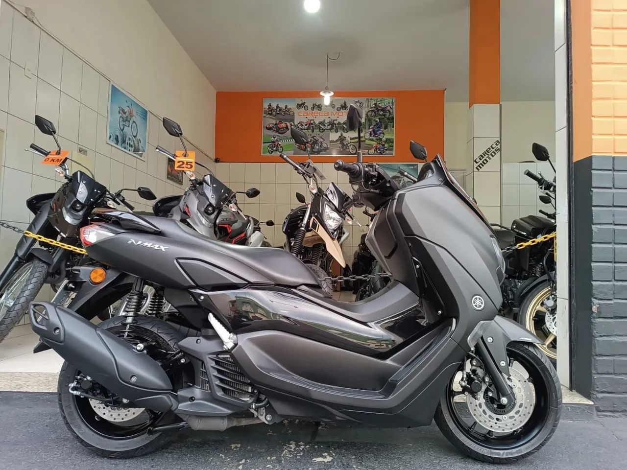 NMAX 160 2022 preta  - Foto 2