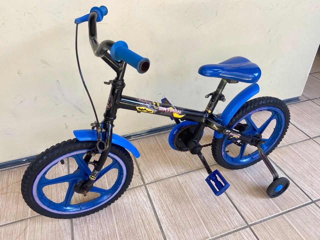 Bicicleta Infantil aro 16 - Batmam - Foto 3