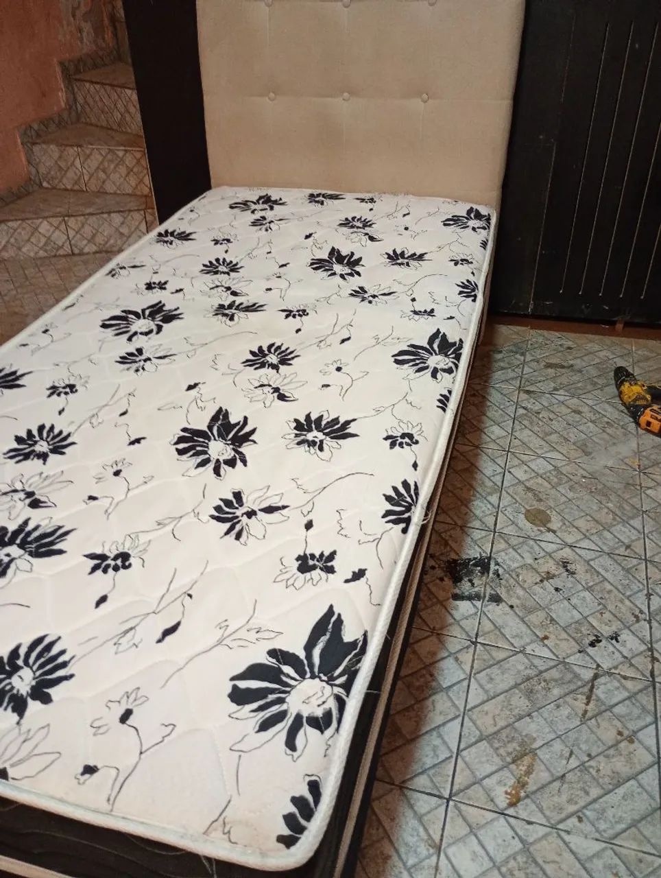 Cama conjugada Ortobom com cabeceira tapecada  - Foto 3