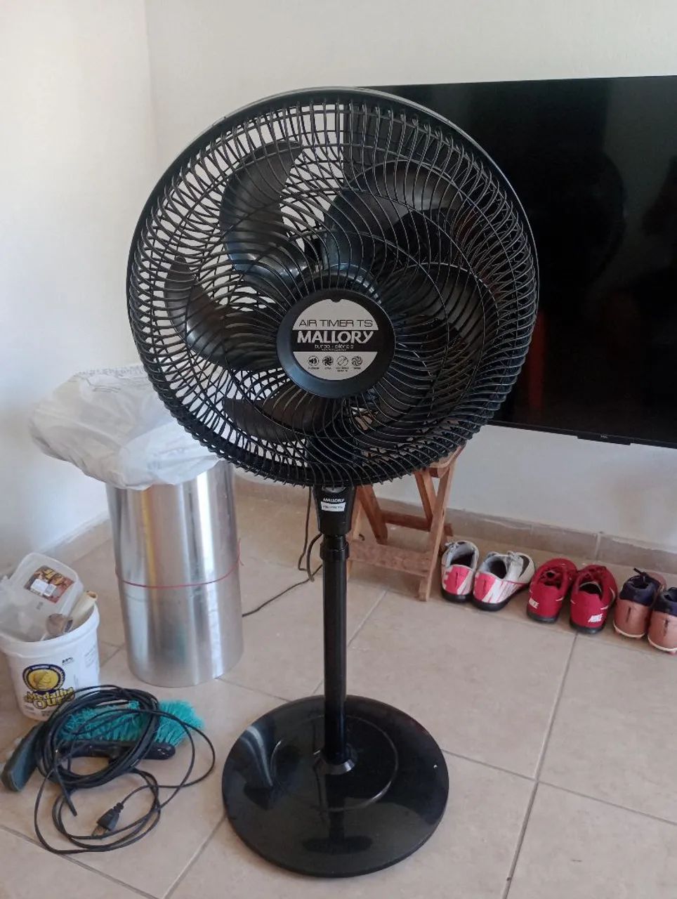 Ventilador 40 centímetros Mallory de coluna 