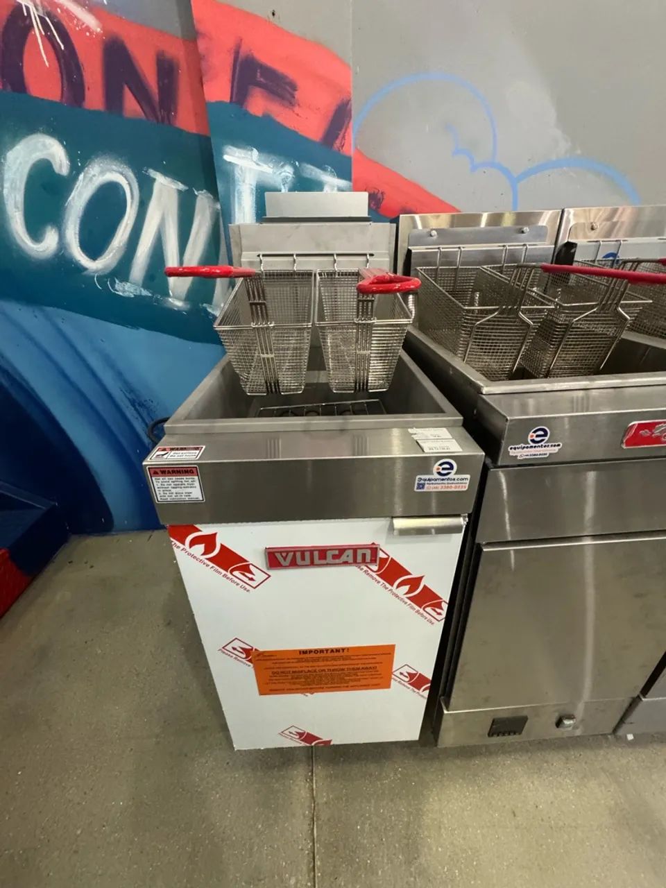 Fritadeira 20 litros Vulcan LG300- 2 cestos Nova 