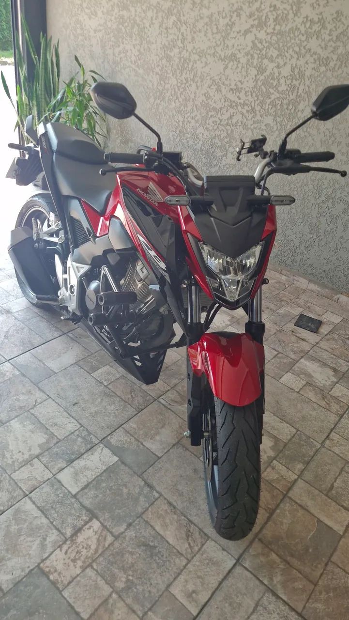 CB 300F - Baixa Quilometragem - Estado de Nova - Foto 3
