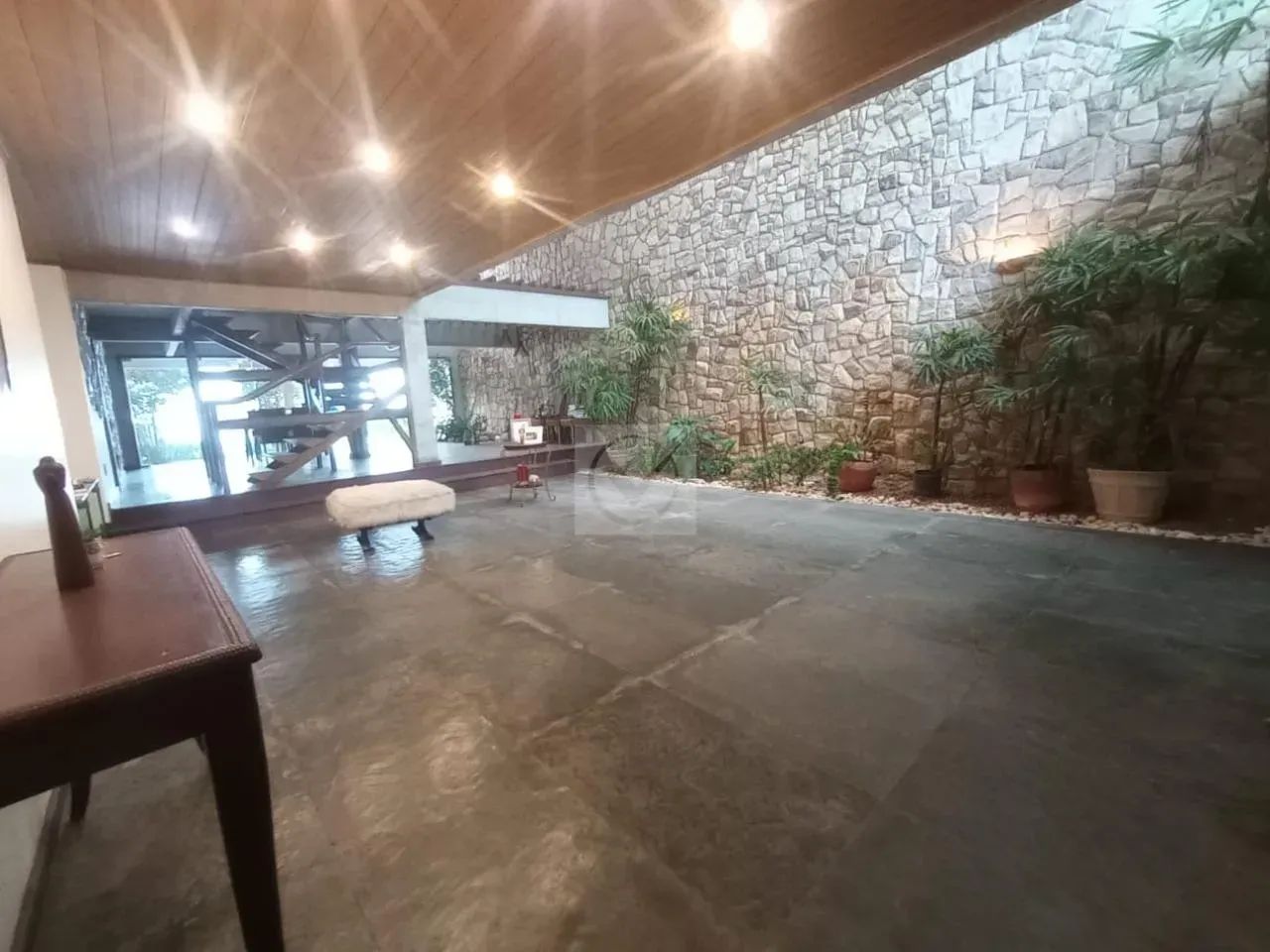 Oportunidade Única na Antiga Beira Mar: Casa Ampla e Sofisticada para Morar ou Empreender! - Foto 2