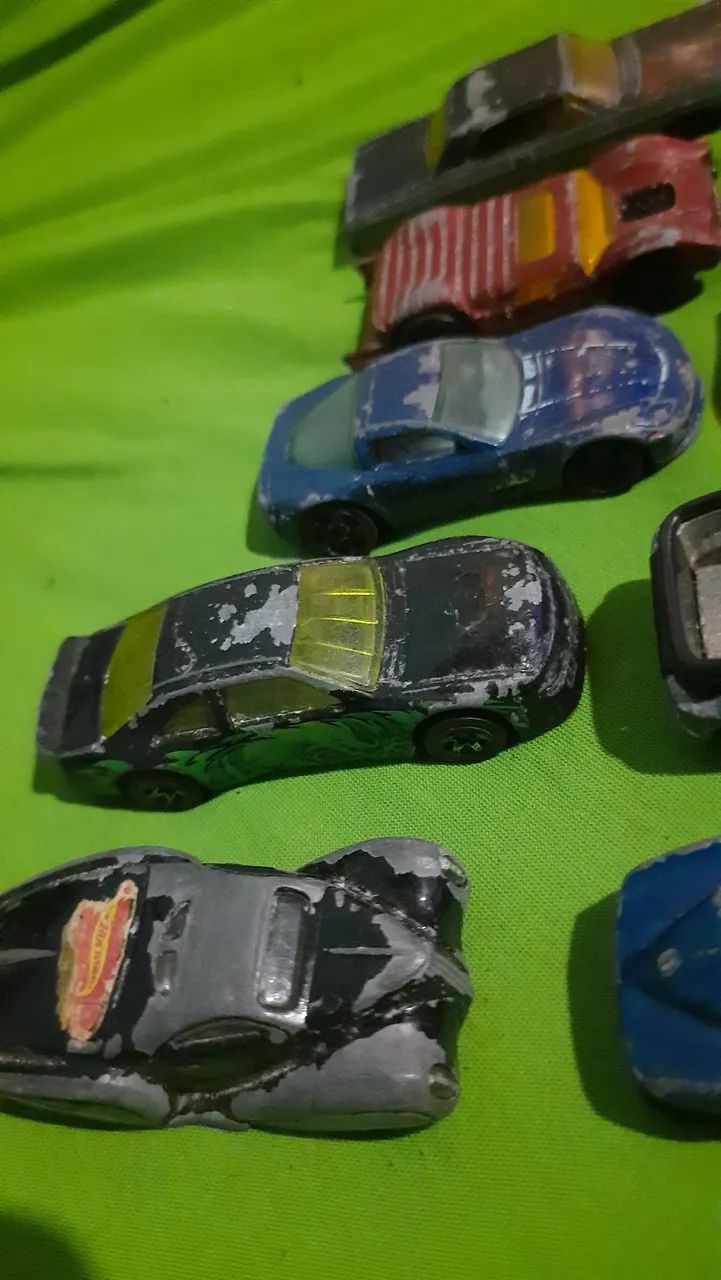 Carrinhos hotwheels usados anos 90 e 2000 - Foto 3