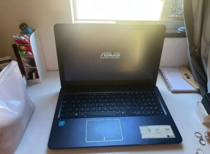Notebook Asus a venda  - Foto 4