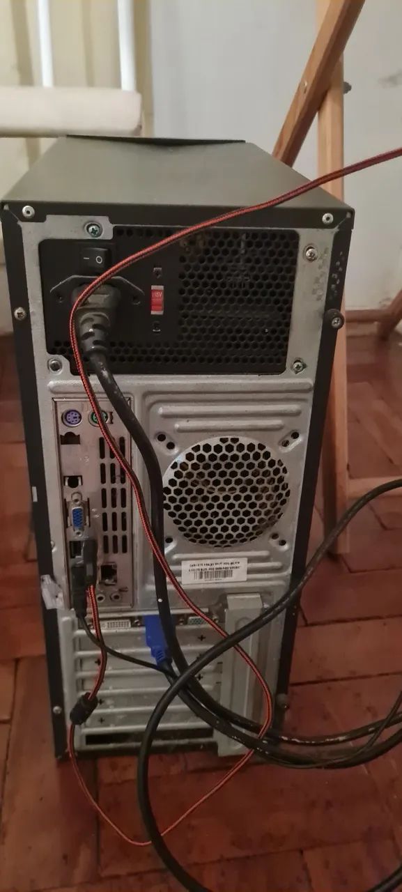 Computador PC Desktop com teclado e mouse e antena wifi - Foto 2