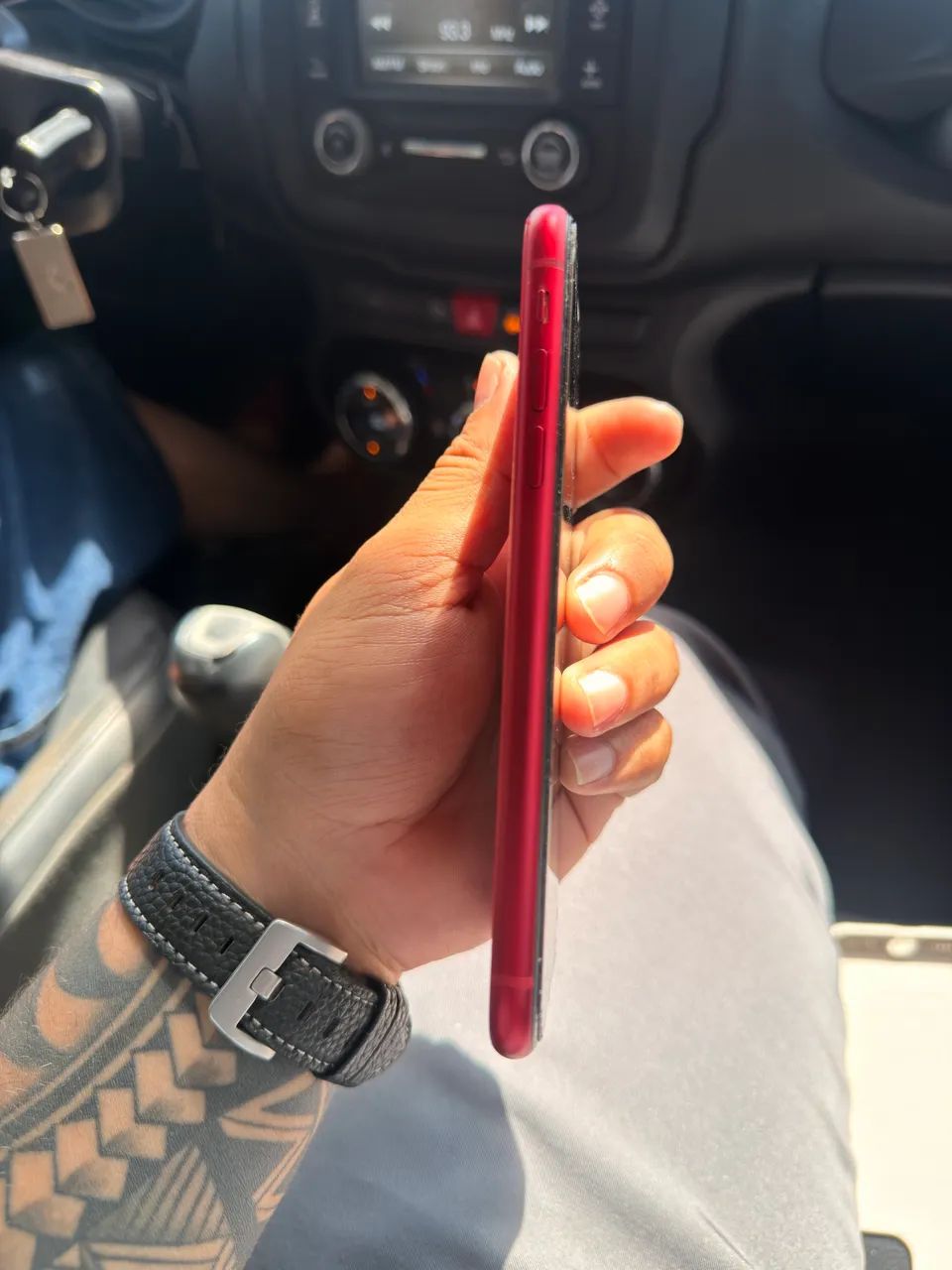 iPhone 11 128GB RED  - Foto 3