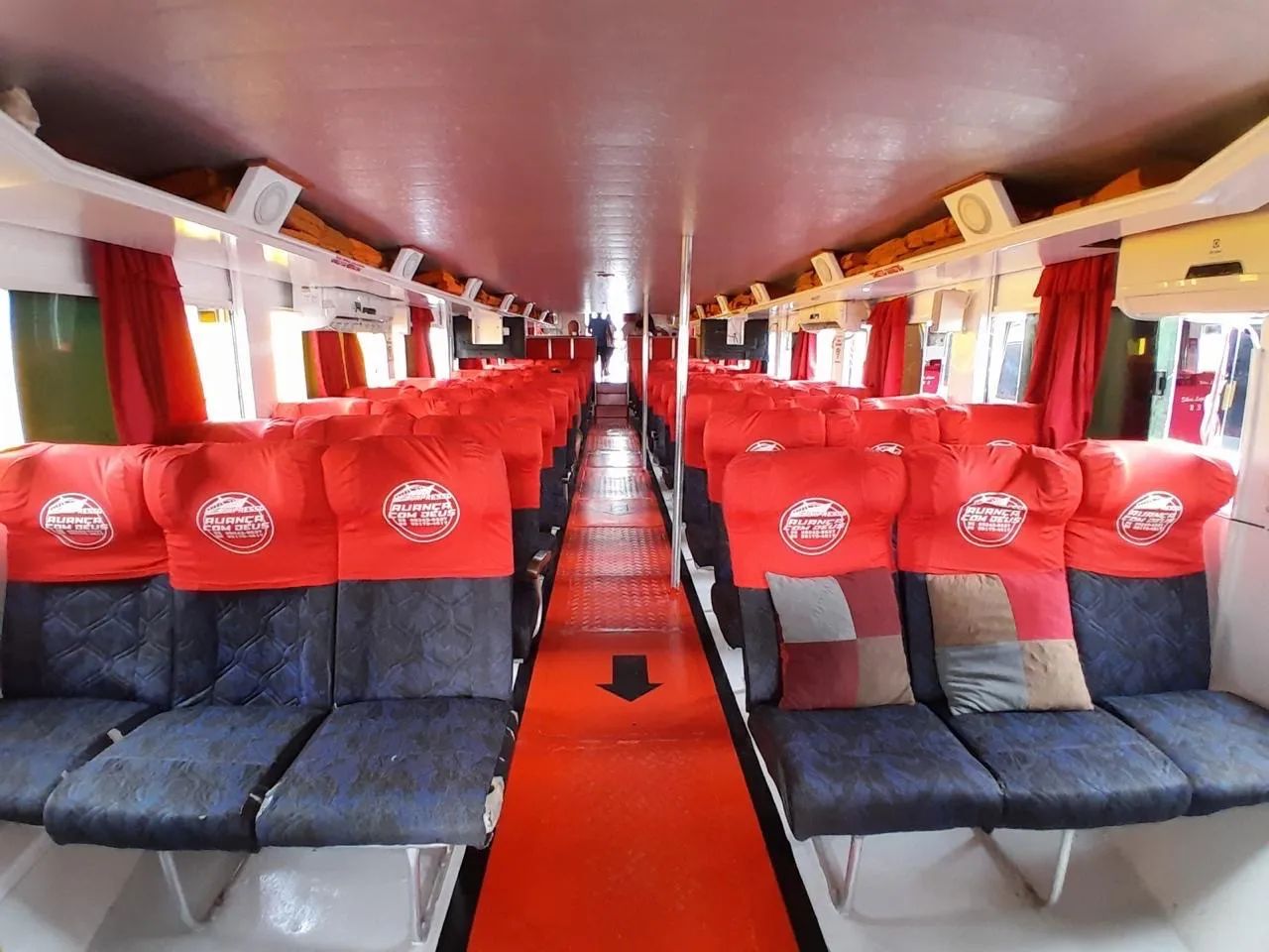 Vende-se lancha expresso Aliança com Deus  - Foto 3