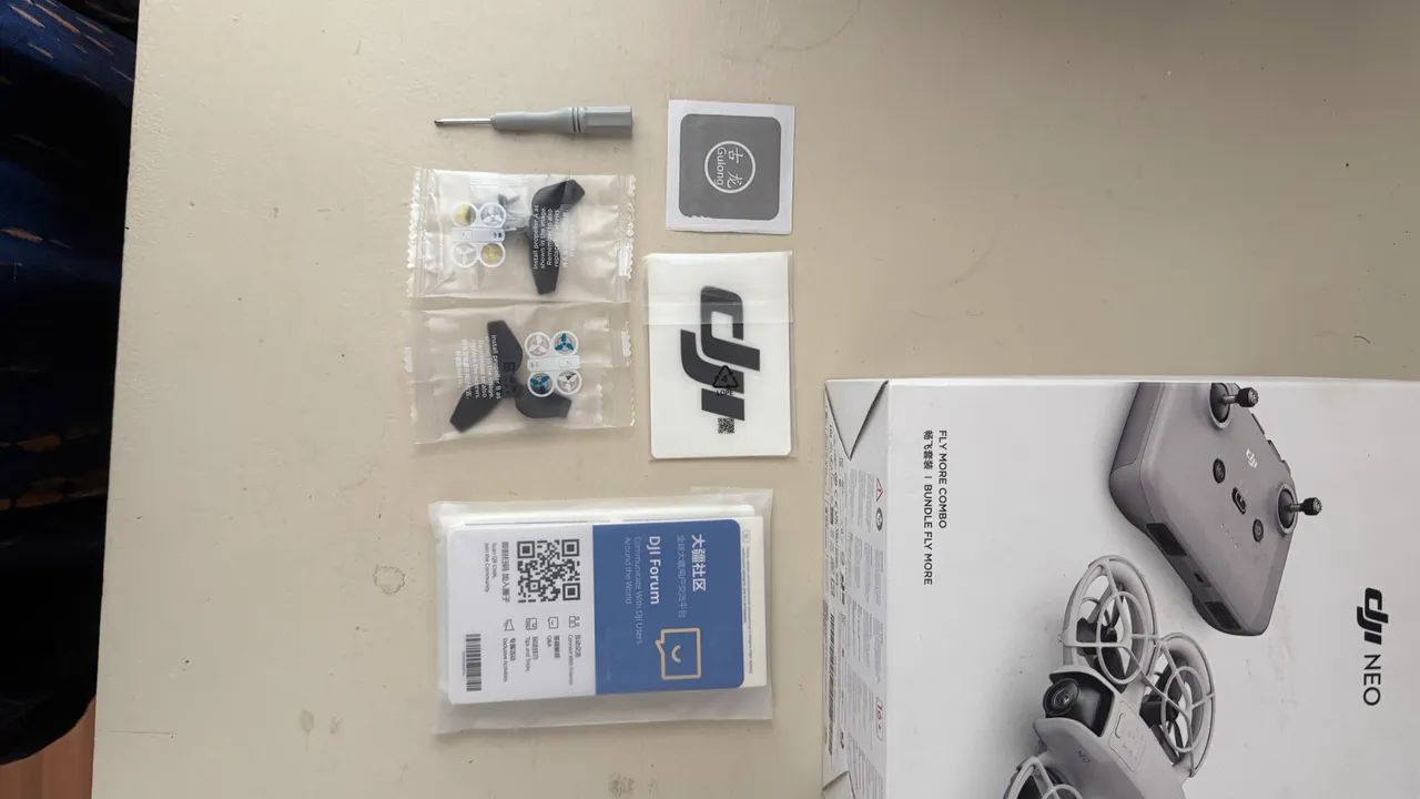 Drone DJI Neo Combo Fly More - Foto 4