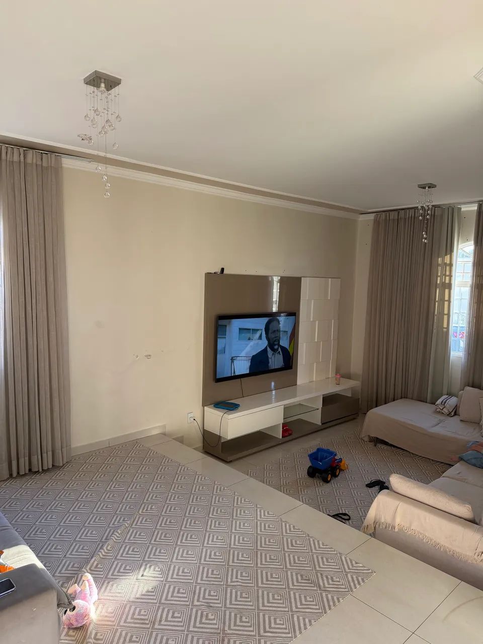 VENDO EXCELENTE CASA NO SMT 12 - Foto 2