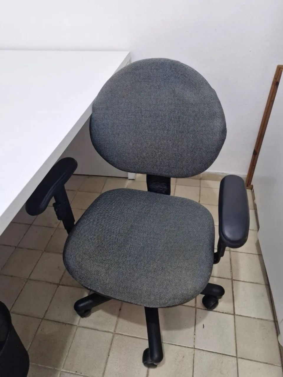 KIT ESCRITÓRIO- CADEIRA E MESA - Foto 4