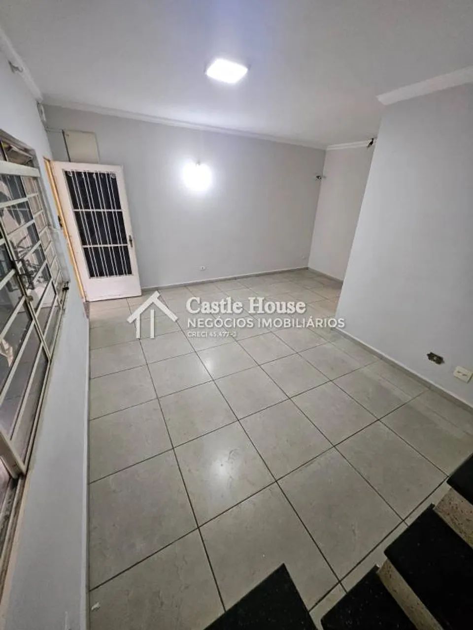 Sobrado Para Alugar em Vila das Mercês, SP  3 Dormitórios, Suíte e Garagem - Foto 4