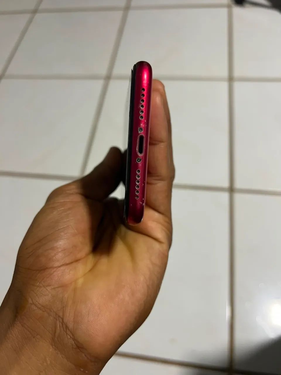 iPhone 11red 128 GB - Foto 2