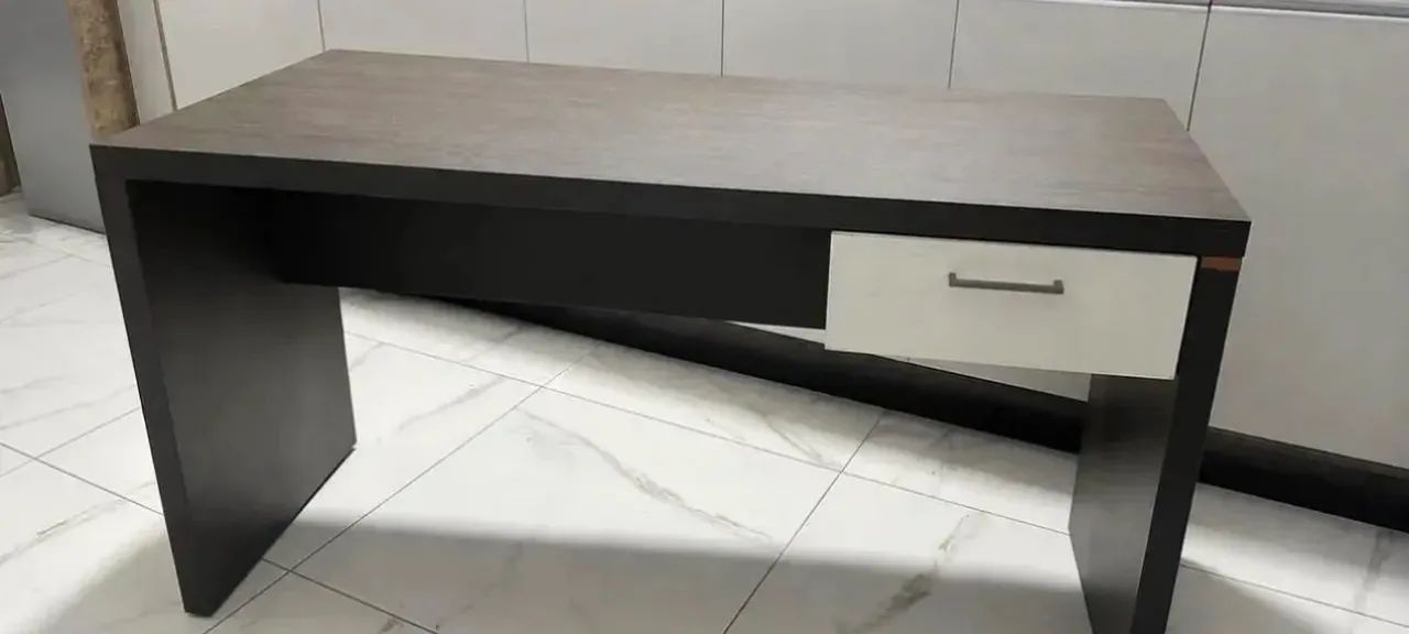 Mesa escritório 