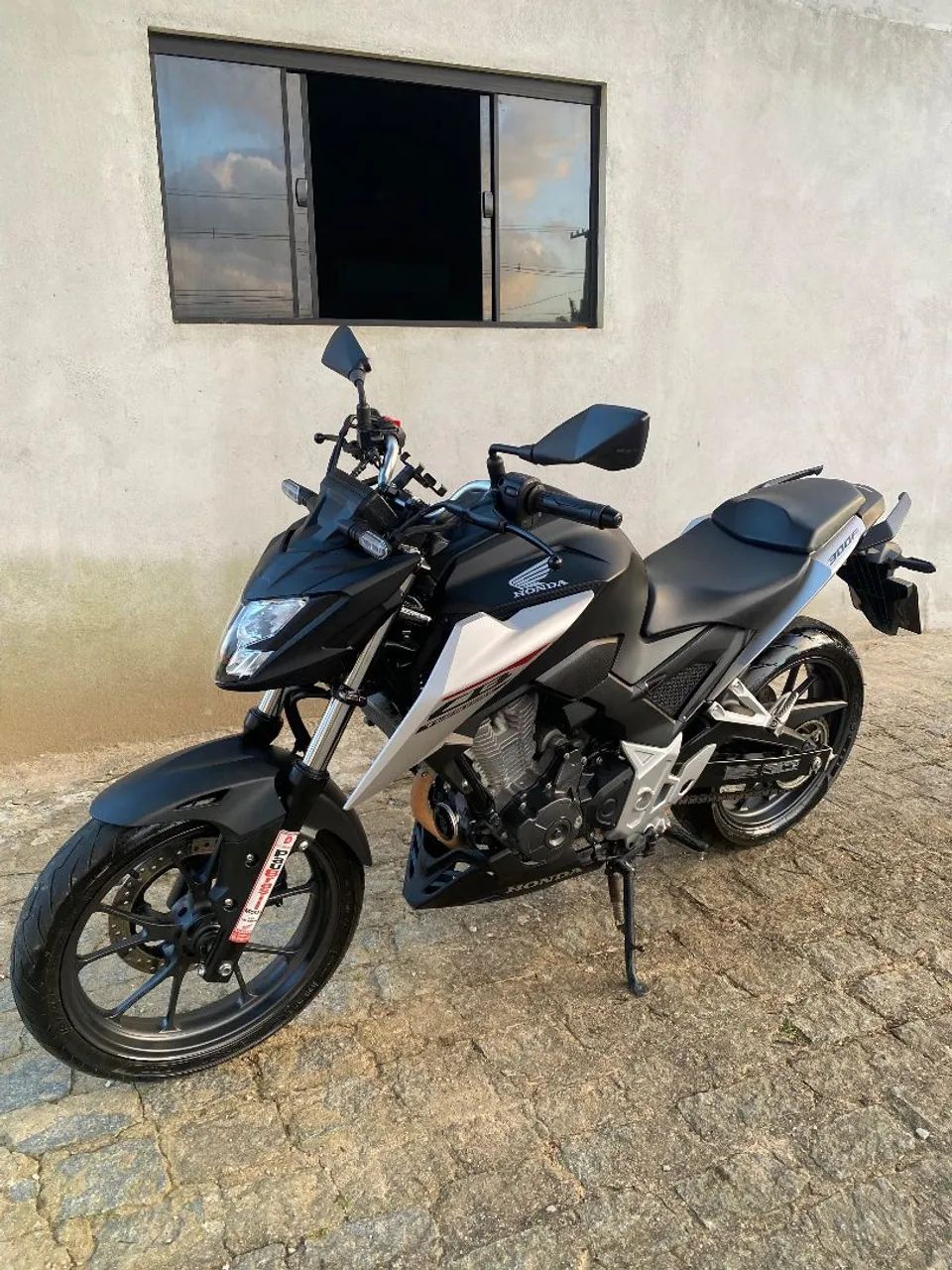 Honda CB TWISTER 300F - Foto 2