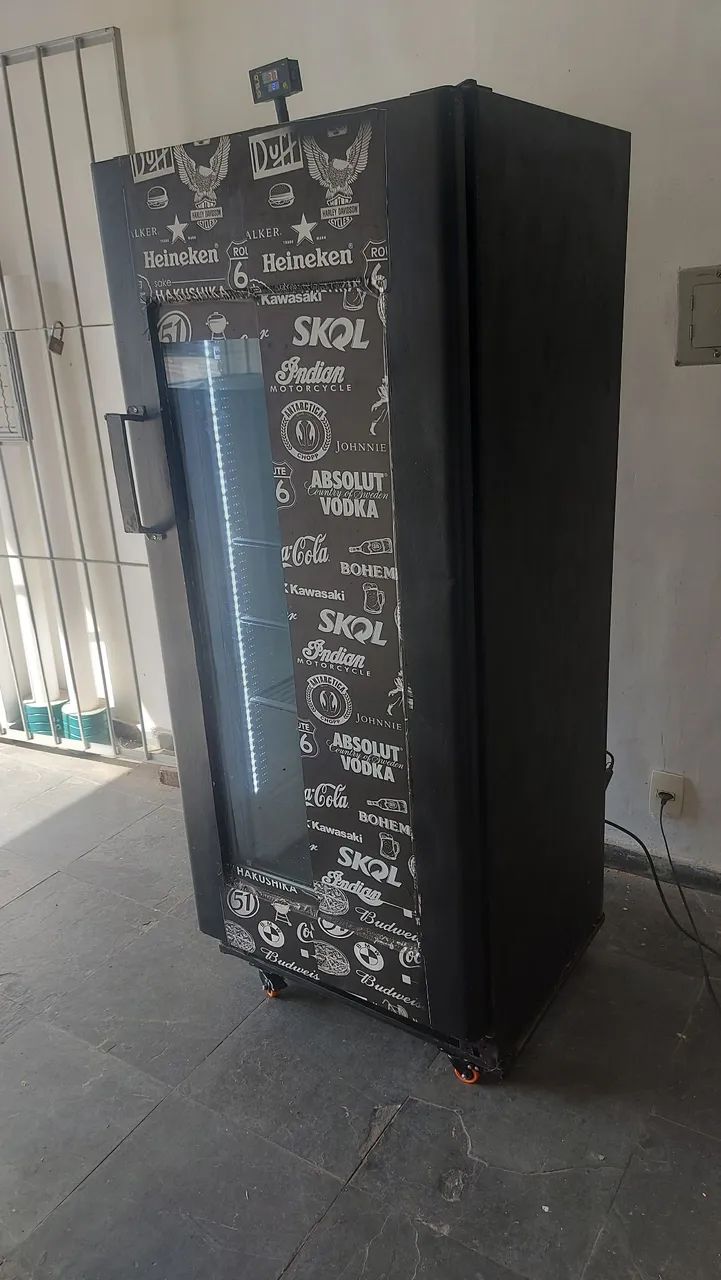 Refrigerador Expositor de Bebidas 