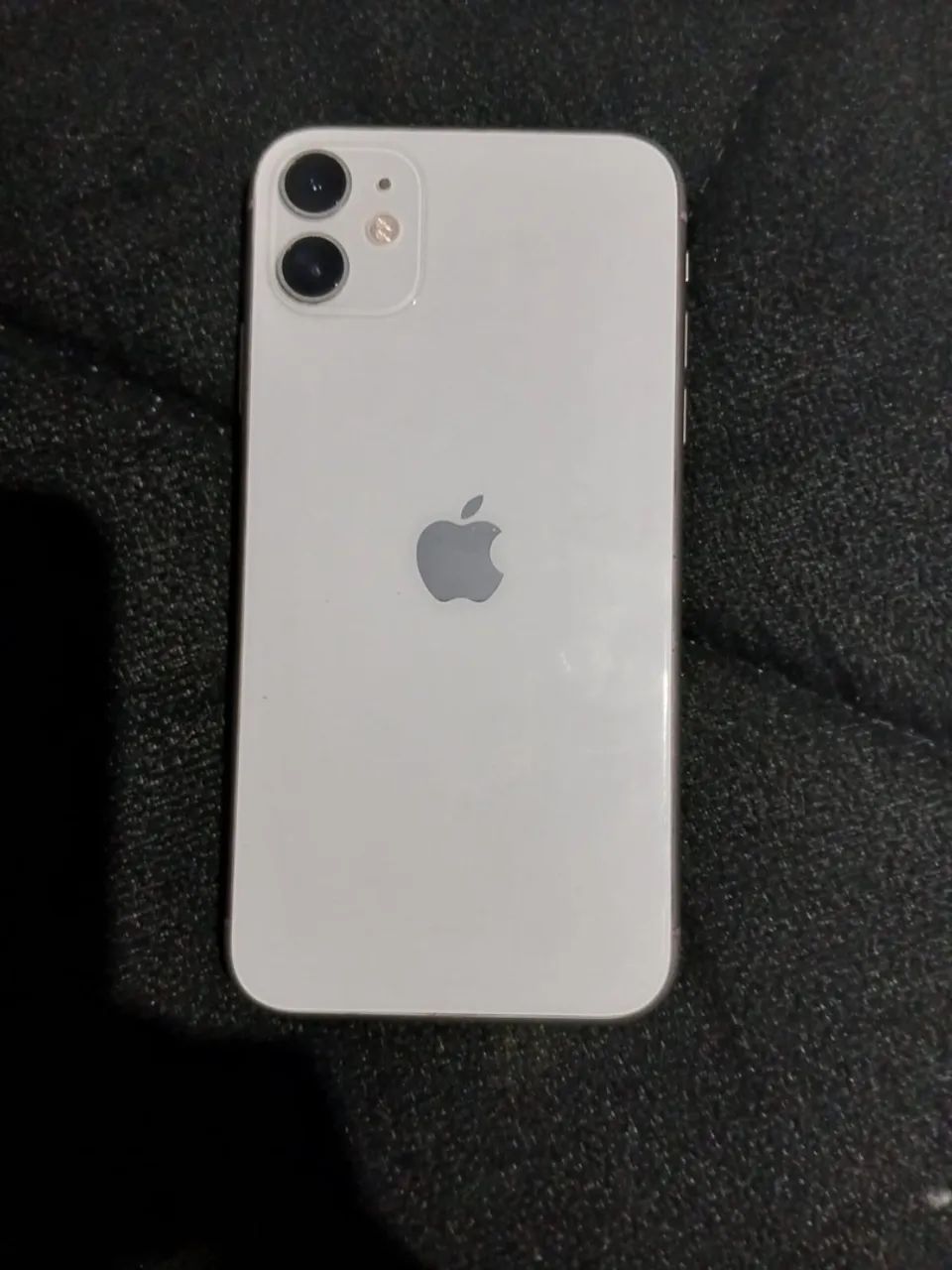 iPhone 11 Branco 64GB