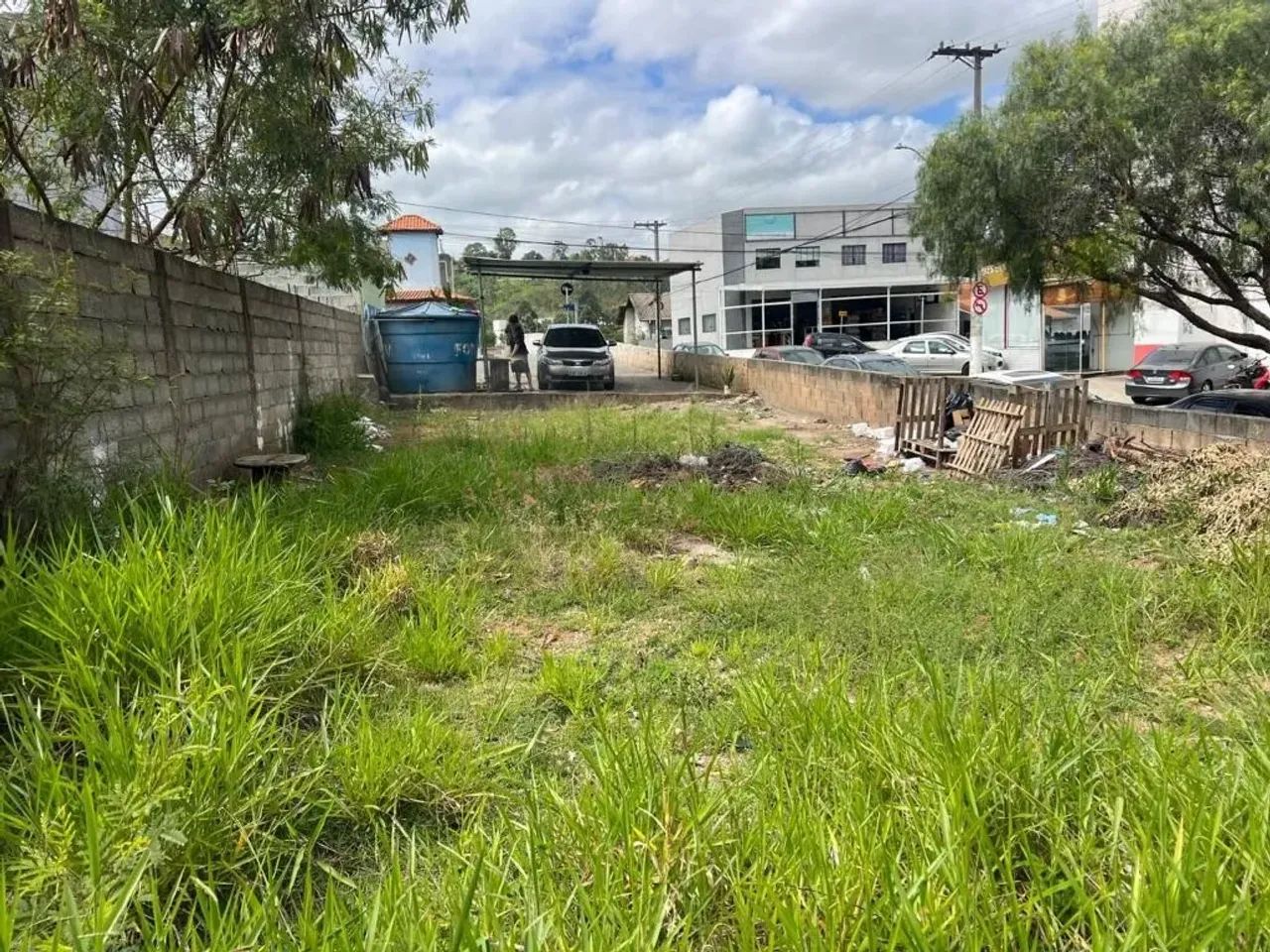 TERRENO COMERCIAL PARA LOCAÇÃO!