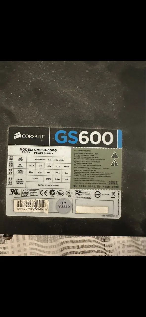 Corsair GS600 (modelo CMPSU-600G) - Foto 2