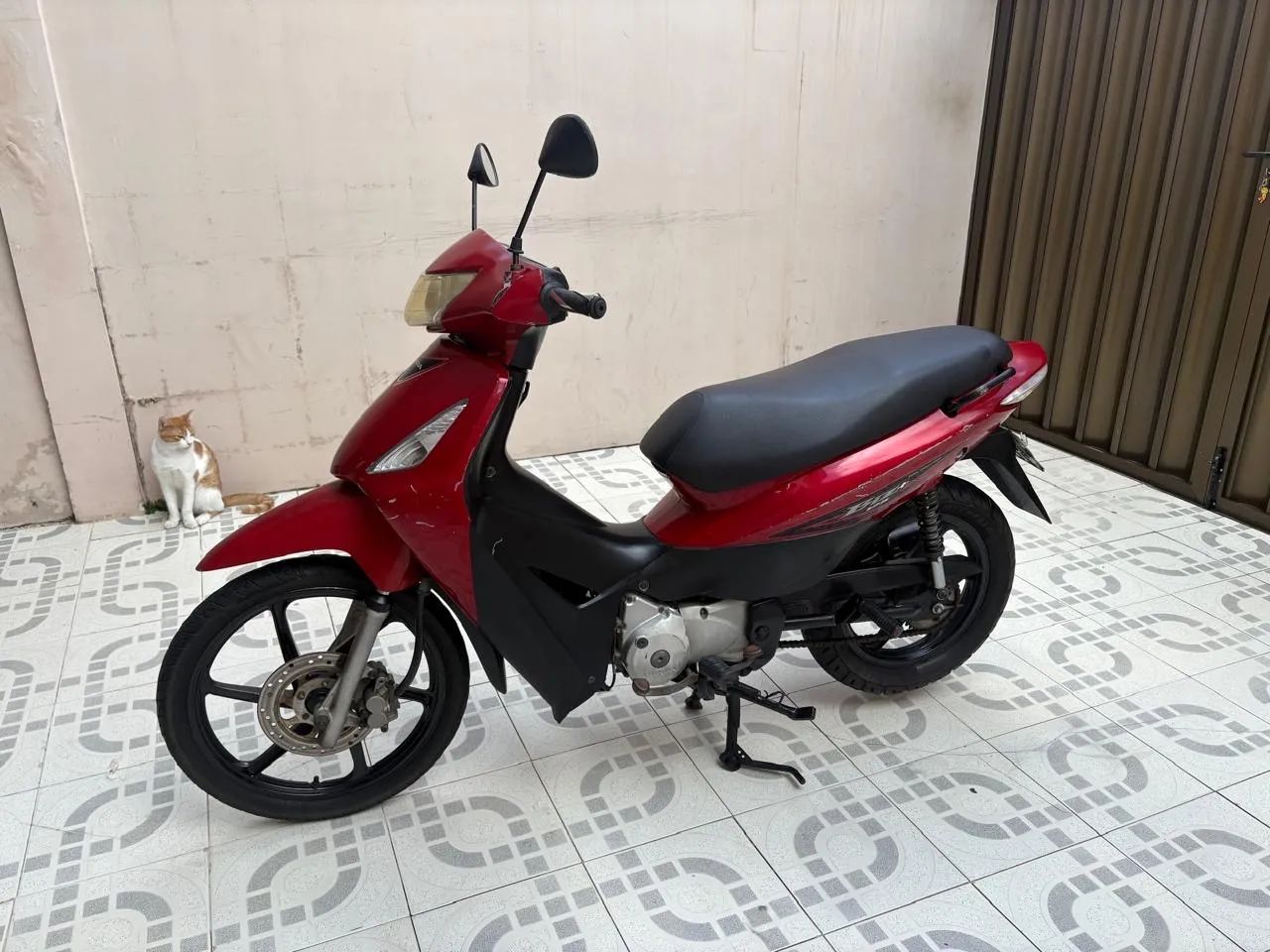Honda Biz 125+  - Foto 2