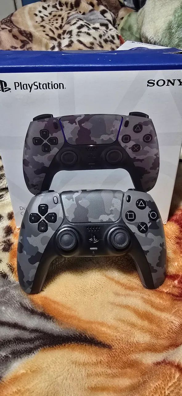 Dualsense gray Camouflage 