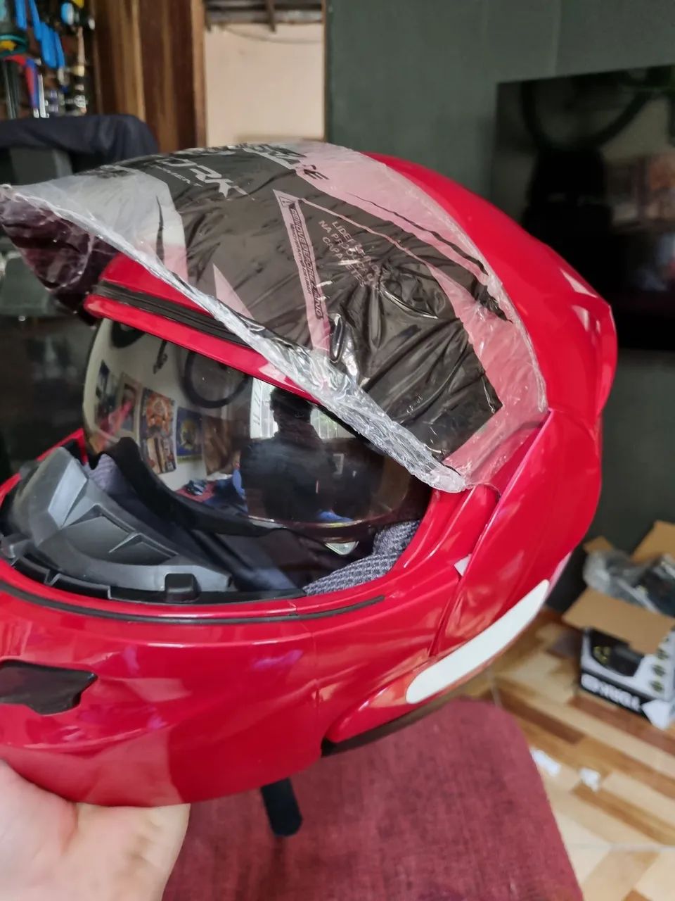 Capacete Novo Escamoteável 
