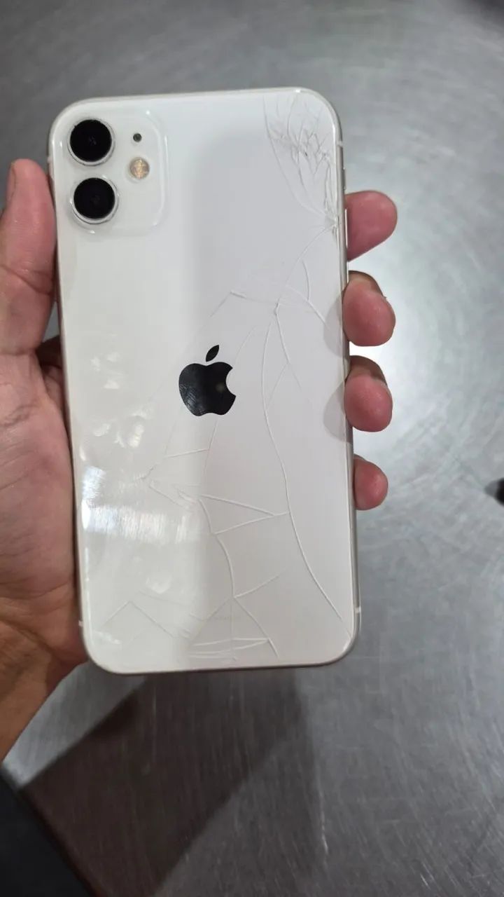 iPhone 11 
