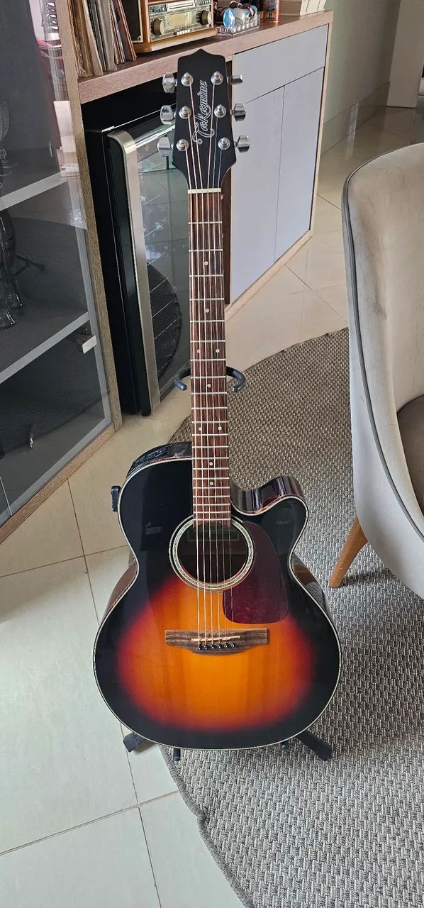Violão Takamine 