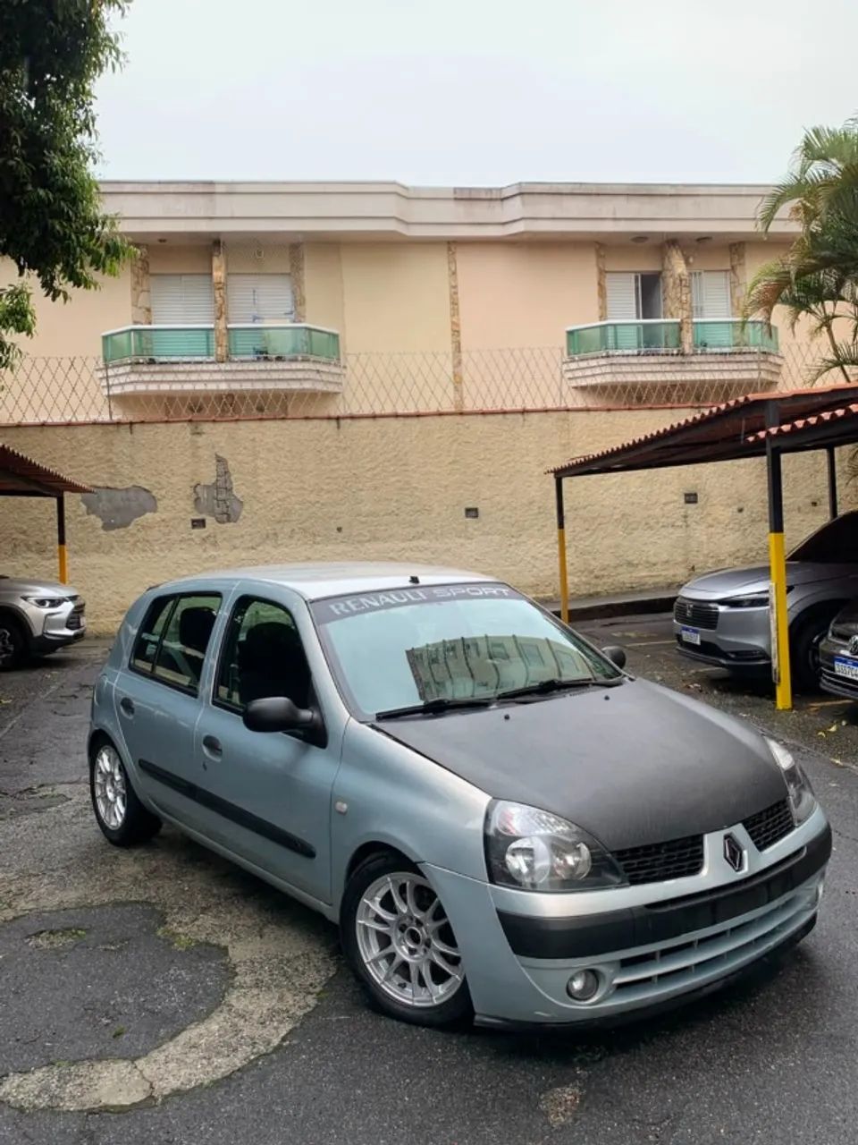 Renault Clio RT/ Privilège 1.6 16V 5P 2003