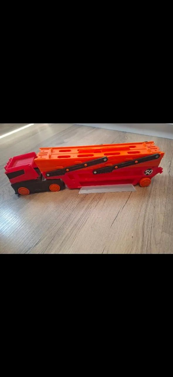 Mega caminhão reboque Hot wheels - Foto 2