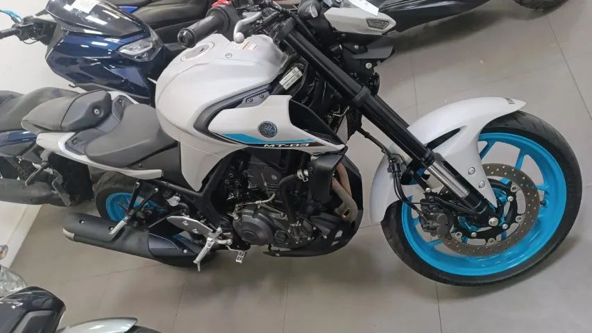 mt03 cinza com roda azul 2026 - Foto 4