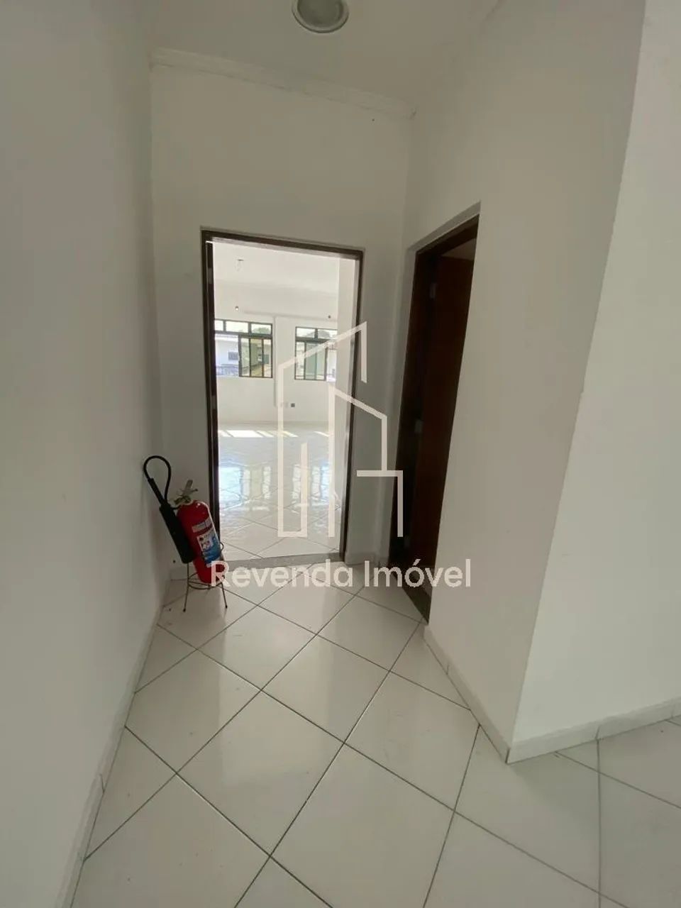 Prédio Comercial na Vila Guilherme com 330m² 4 banheiros 2 vagas - Foto 3