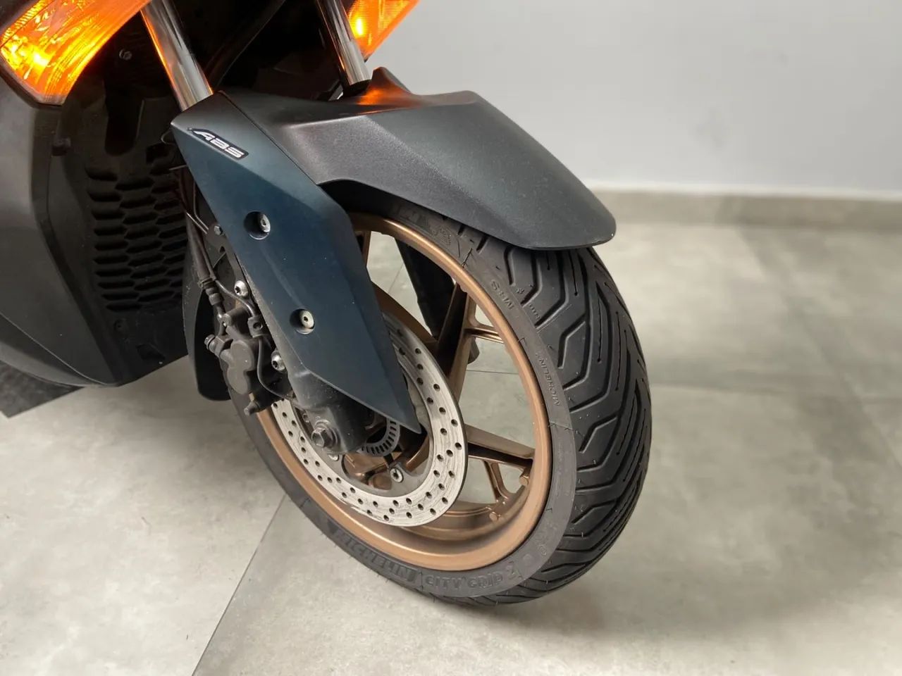 Yamaha Xmax 250 abs 2024 - Foto 5