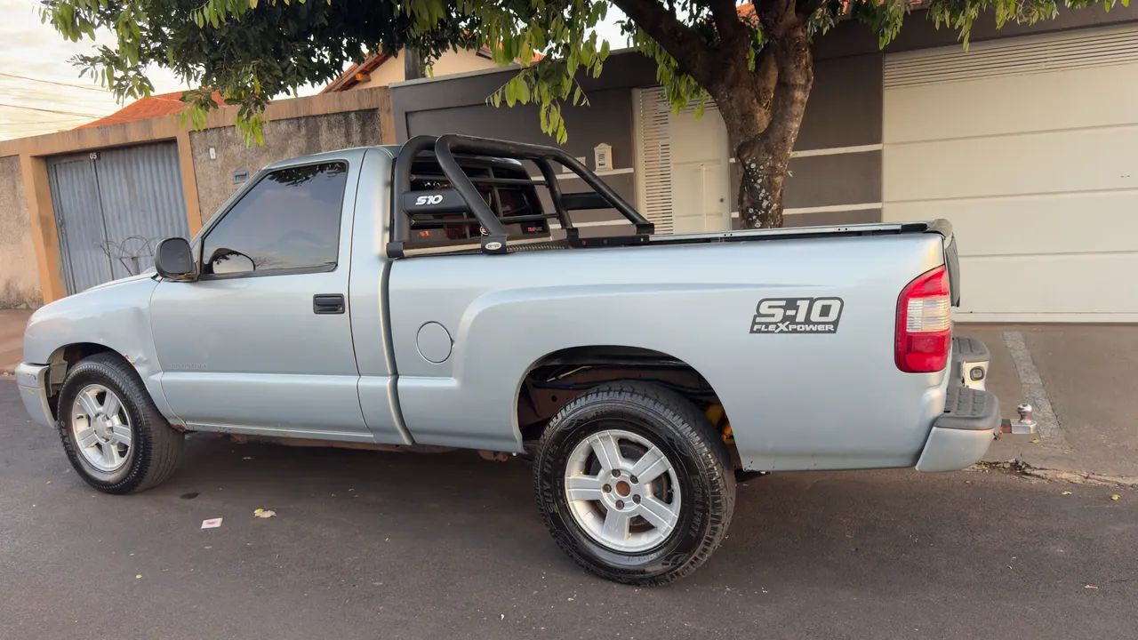 Chevrolet S10 S10 P-Up Advantage 2.4 MPFI F.Power CS 2011