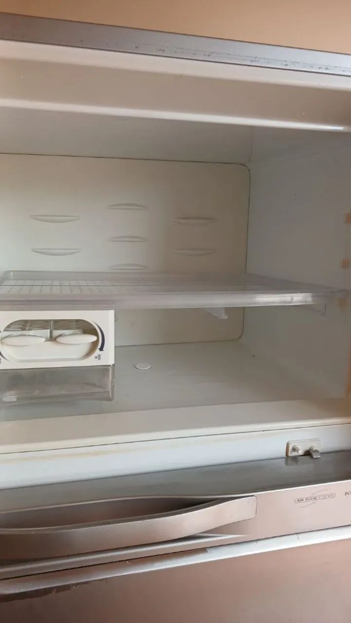 Geladeira Electrolux 462 litros  - Foto 3