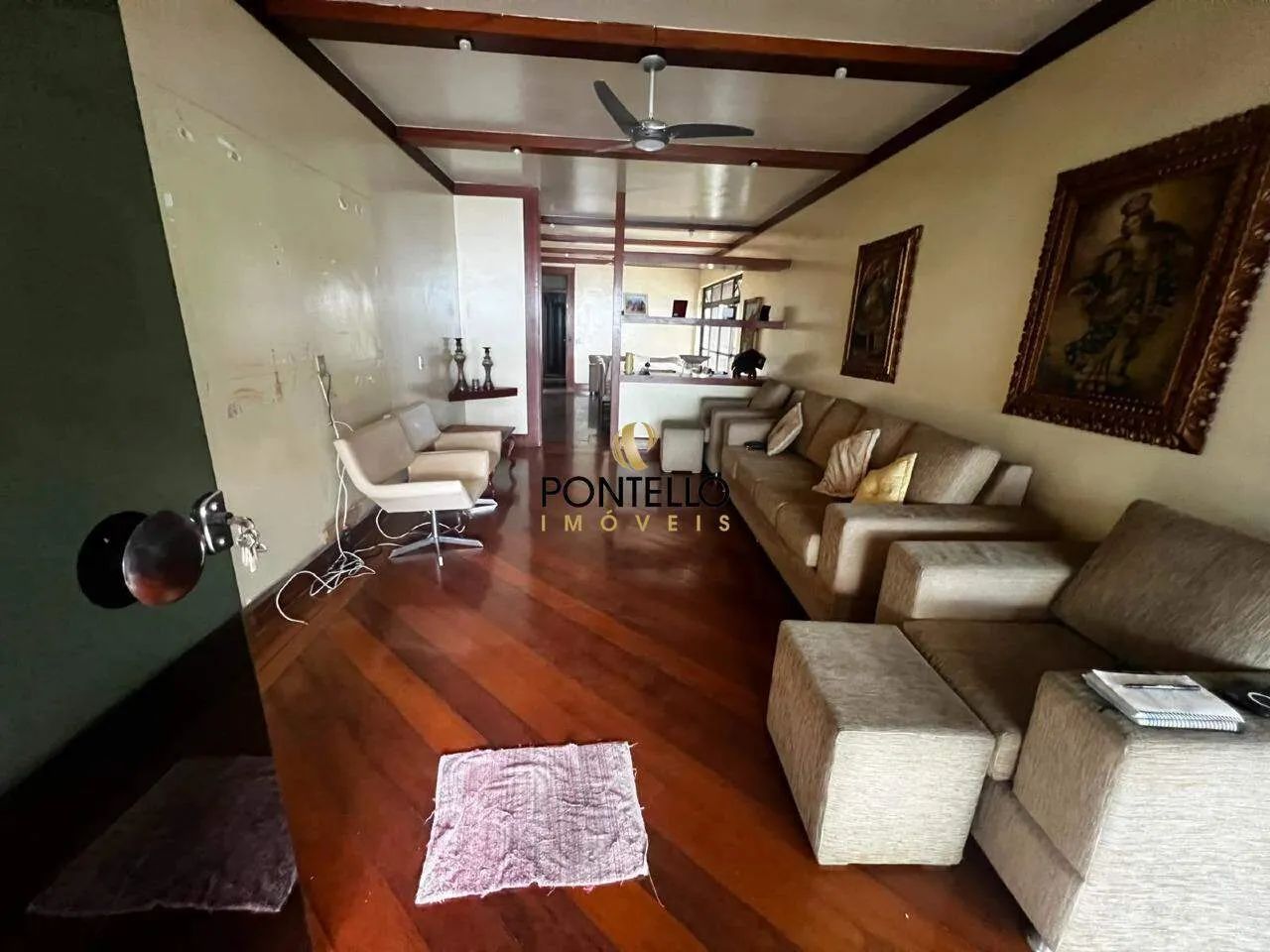Apartamento à venda no Centro