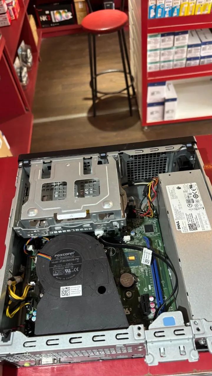 COMPUTADOR COM DEFEITO SEM PROCESSADOR E SEM MEMORIA  - Foto 2