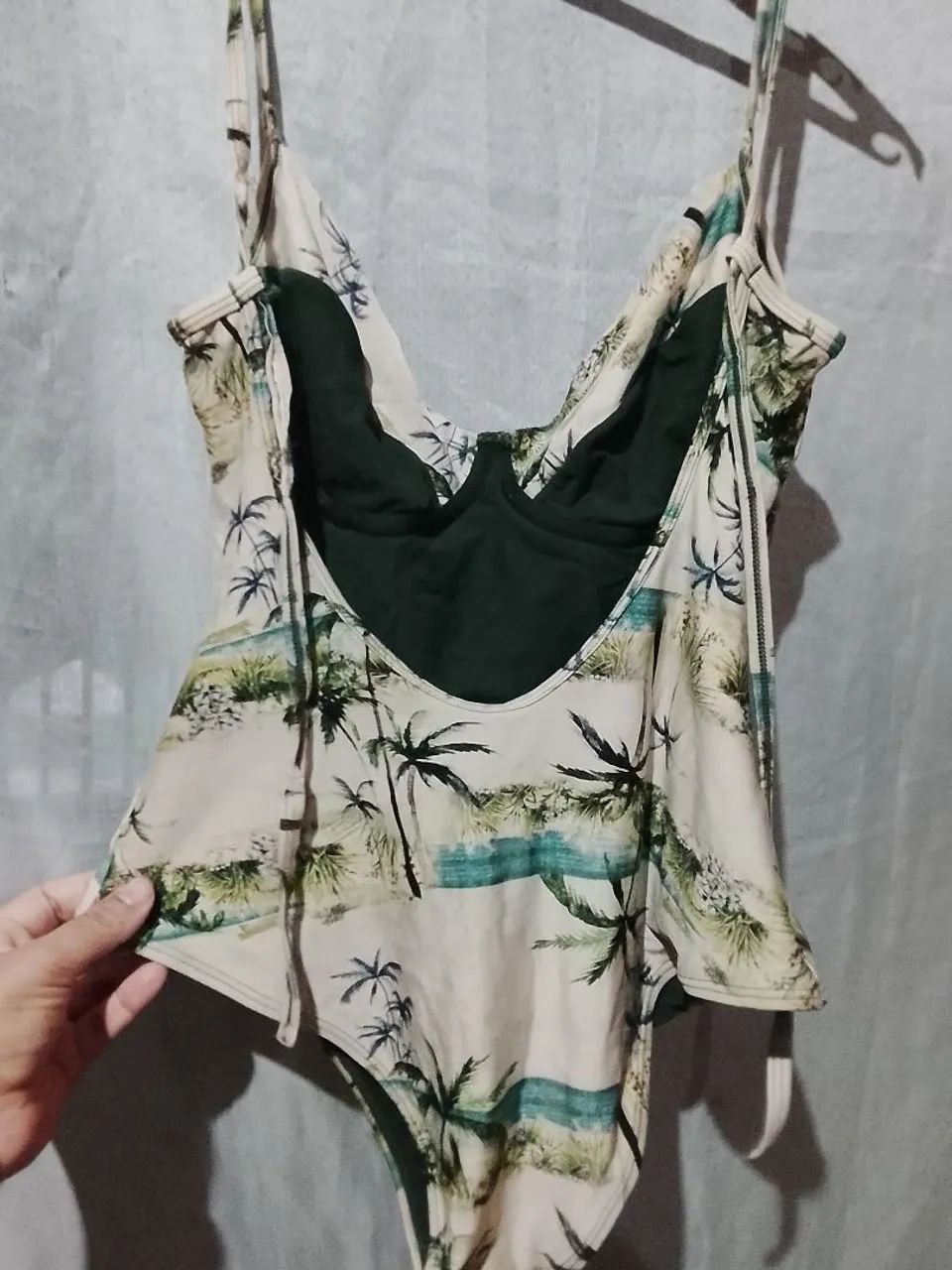 Maiô G com saídas de praia 