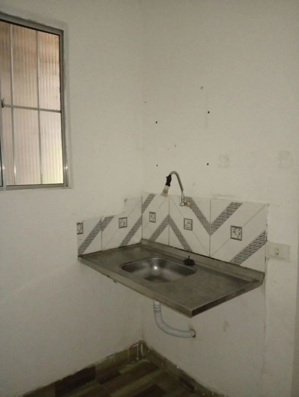 Vendo casa em frente a Base Pm - Foto 2