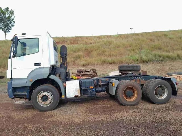 MB AXOR 3344 6X4 ANO 2022 195.000KM - Foto 11