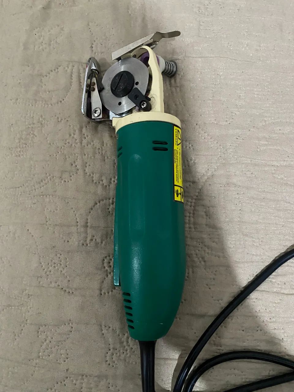 Máquina para corte de tecidos  - Foto 2