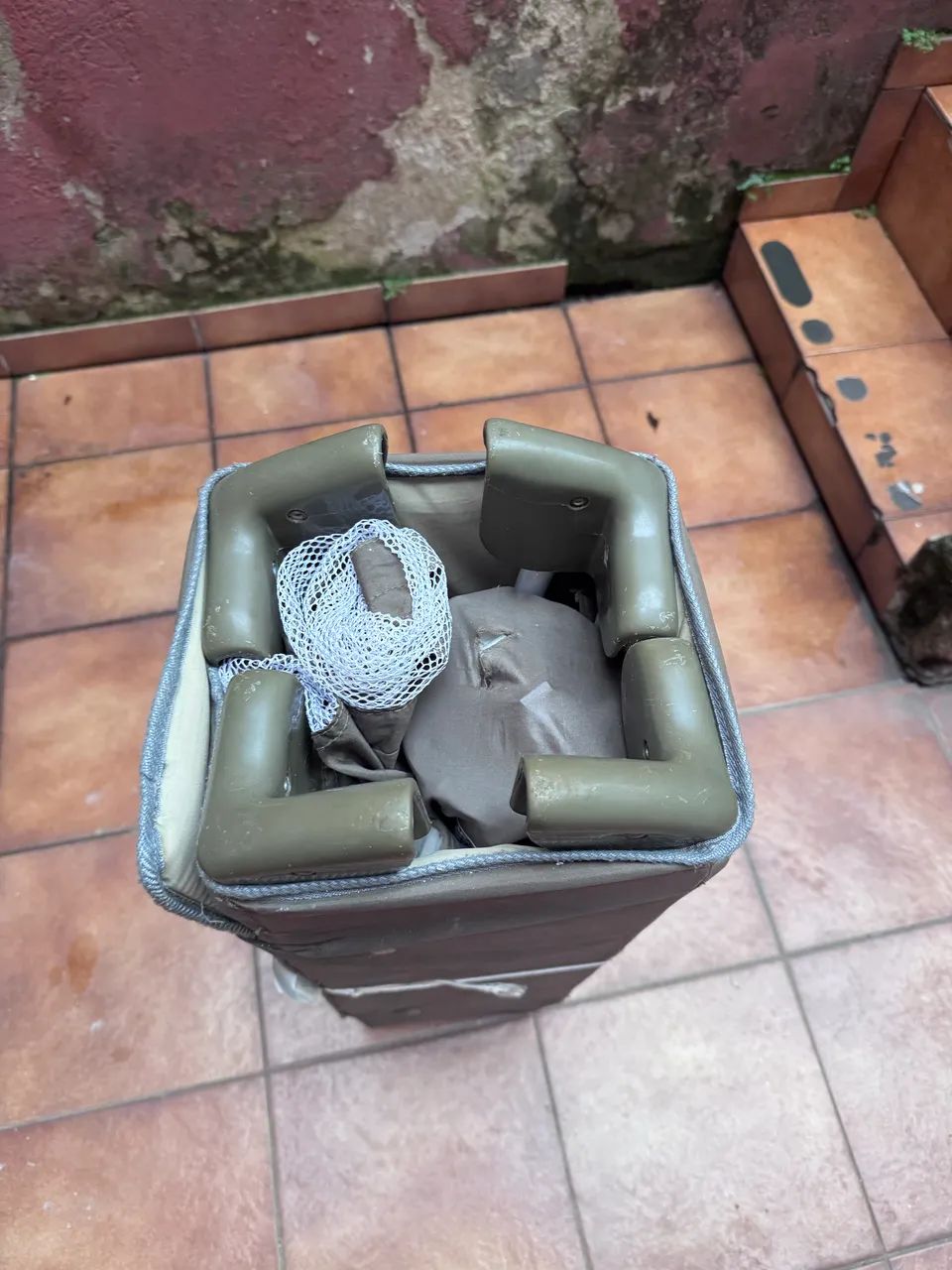 Berço portátil tipo chiqueirinho  - Foto 2