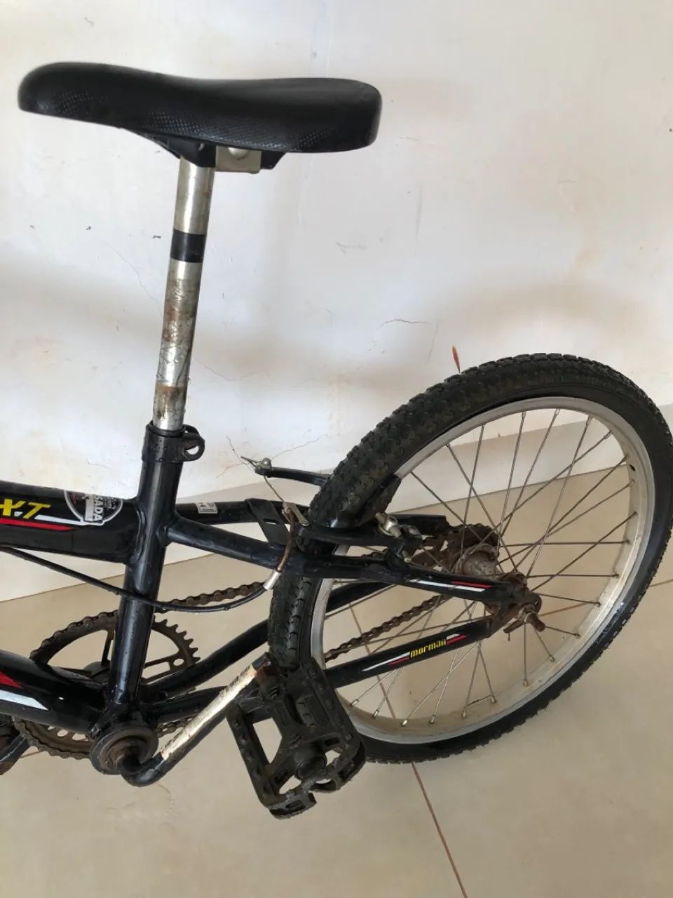 Vendo bicicleta infantil aro 20 - Foto 3
