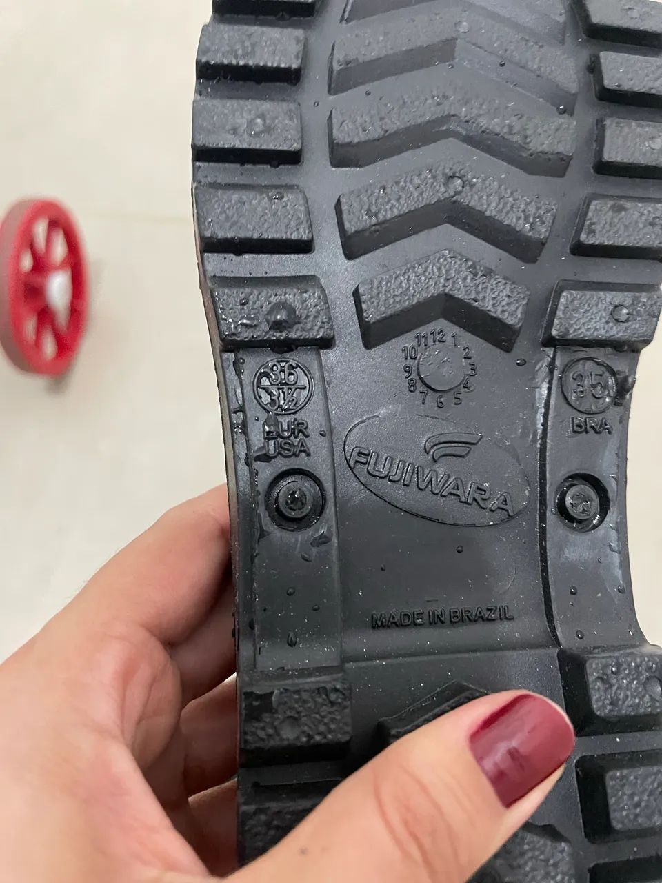 Bota de Borracha nr. 35 - Foto 2