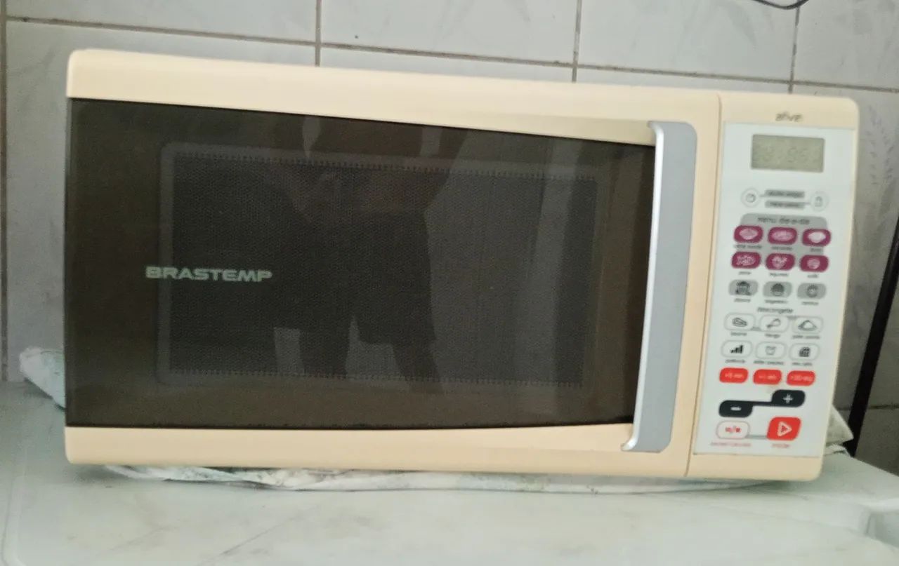 Microondas Brastemp 32 litros - Foto 2