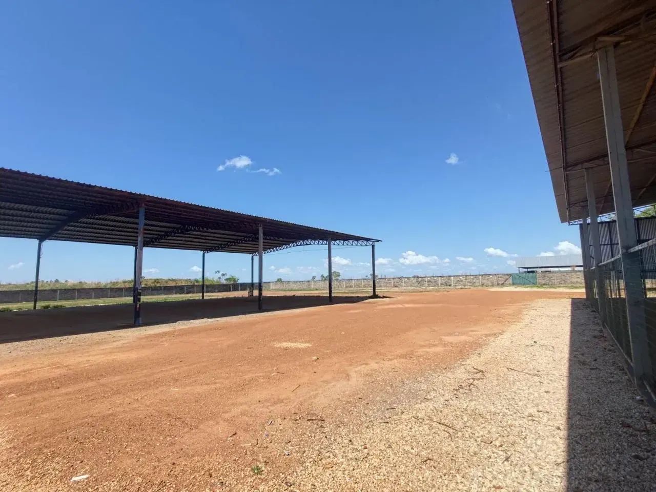 Imóvel para aluguel e venda possui 1938 metros quadrados com 2 quartos - Foto 2