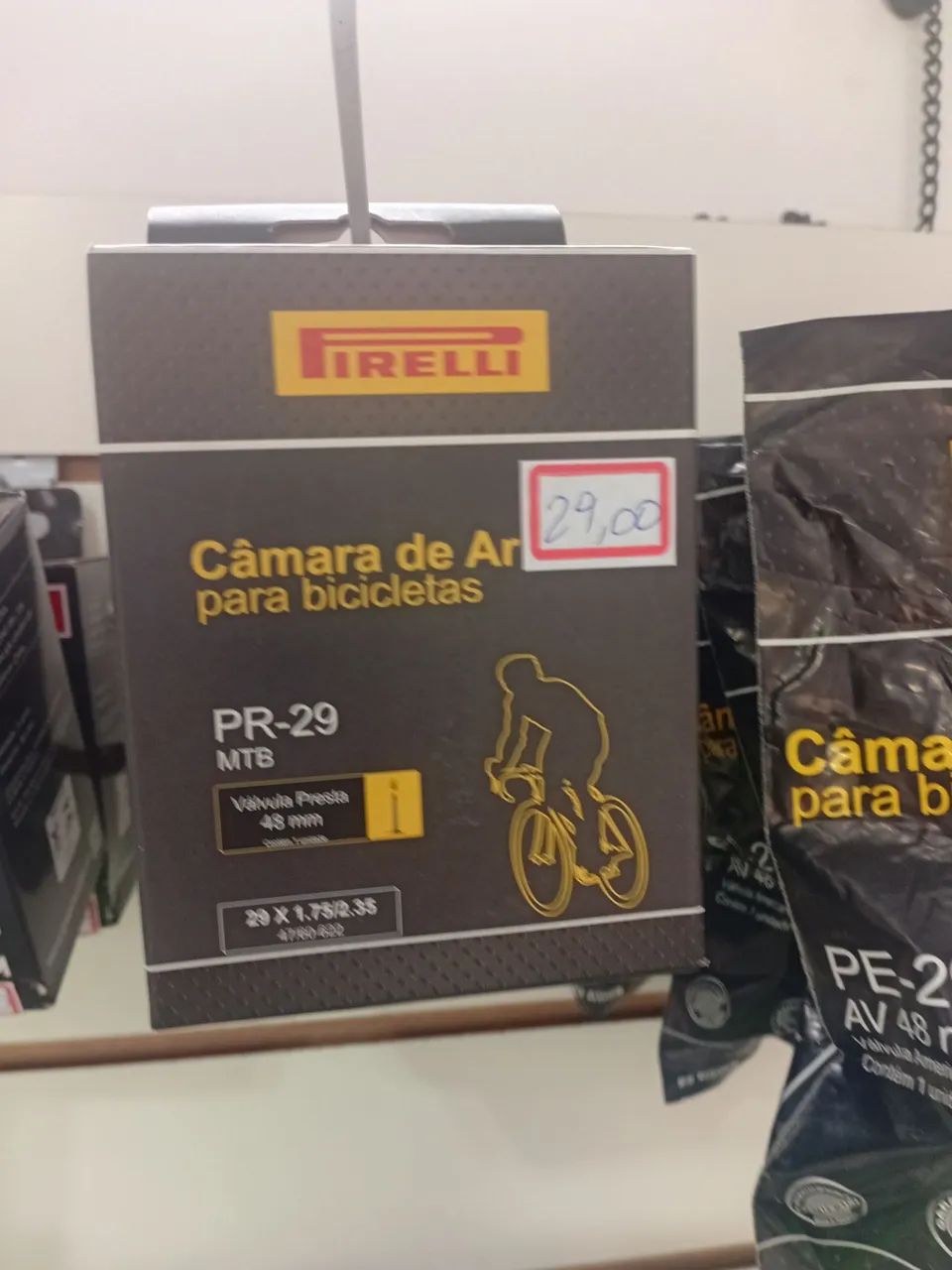 Camara Pirelli 29